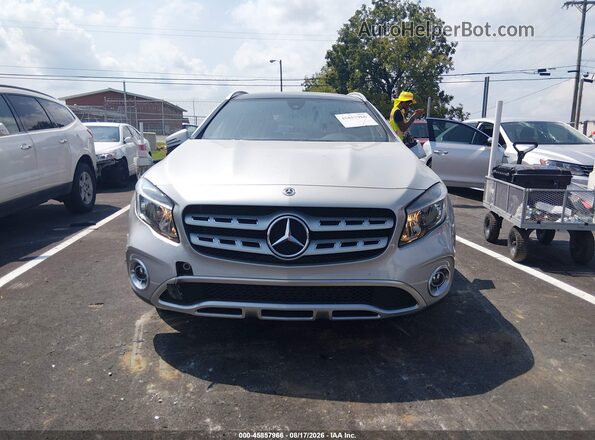 WDCTG4EB2JJ396044 2018 MERCEDES-BENZ GLA 250 Серебряный Вид щитка приборов