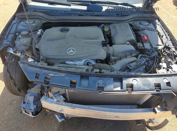 WDCTG4EB2JJ407592 2018 MERCEDES-BENZ GLA Черный Вид задней части салона