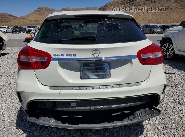 WDCTG4EB2JJ433819 2018 MERCEDES-BENZ GLA White Widok z tyłu