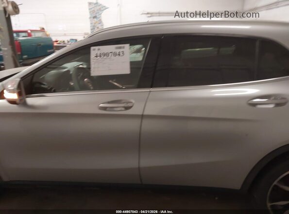 WDCTG4EB3GJ230205 2016 MERCEDES-BENZ GLA 250 Silver 360 interior view