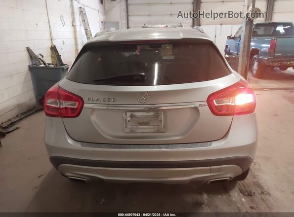 WDCTG4EB3GJ230205 2016 MERCEDES-BENZ GLA 250 Silver 