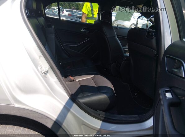 WDCTG4EB3GJ230205 2016 MERCEDES-BENZ GLA 250 Silver VIN sticker view