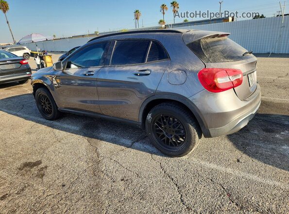 WDCTG4EB3JJ369838 2018 MERCEDES-BENZ GLA Gray Trasero izquierdo