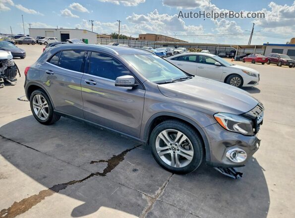 WDCTG4EB4JJ398569 2018 MERCEDES-BENZ GLA Серый Передняя правая четверть