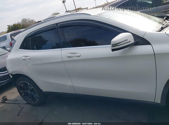 WDCTG4EB4JJ456762 2018 MERCEDES-BENZ GLA 250 White სალონის 360-გრადუსიანი ხედი