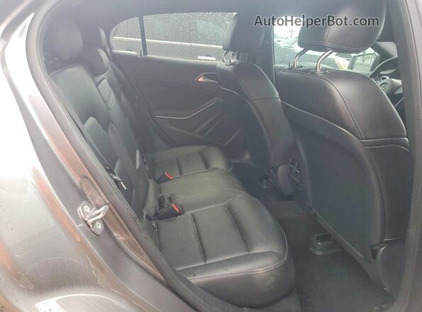 WDCTG4EB4JJ485159 2018 MERCEDES-BENZ GLA Gray Вид задніх сидінь