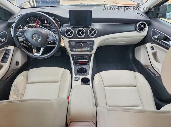 WDCTG4EB5KJ554118 2019 MERCEDES-BENZ GLA Silver Dashboard view