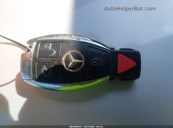 WDCTG4EB6GJ191674 2016 MERCEDES-BENZ GLA 250 White Առջևի վահանակի տեսք