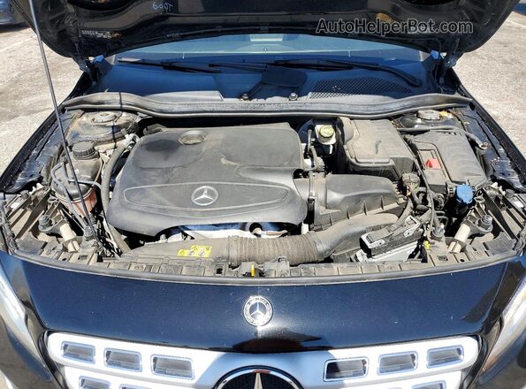 WDCTG4EB6JJ489388 2018 MERCEDES-BENZ GLA Черный Вид подкапотного пространства