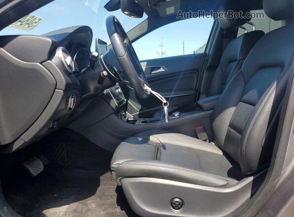 WDCTG4EB8GJ219510 2016 MERCEDES-BENZ GLA Gray Widok wnętrza z przodu