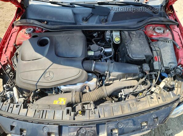 WDCTG4EB8KJ549513 2019 MERCEDES-BENZ GLA Red Շարժիչի բաժամունքի տեսք