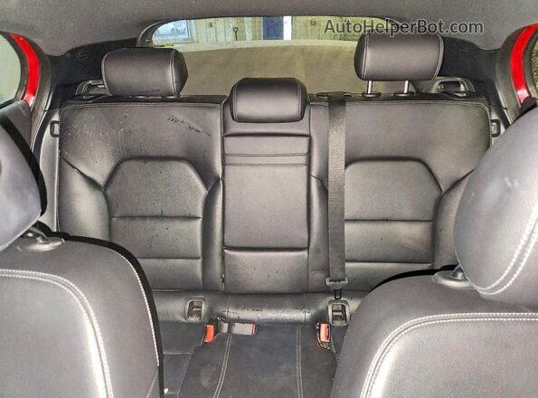 WDCTG4EB9GJ204563 2016 MERCEDES-BENZ GLA Red Հետևի նստատեղերի տեսք