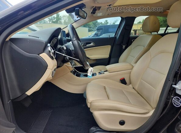 WDCTG4EB9JJ368208 2018 MERCEDES-BENZ GLA Black Սալոնի դիմացի տեսք