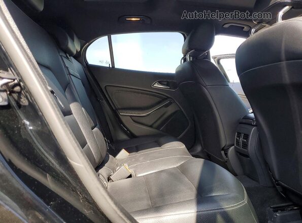 WDCTG4EB9LJ651761 2020 MERCEDES-BENZ GLA Black Vista interior trasera