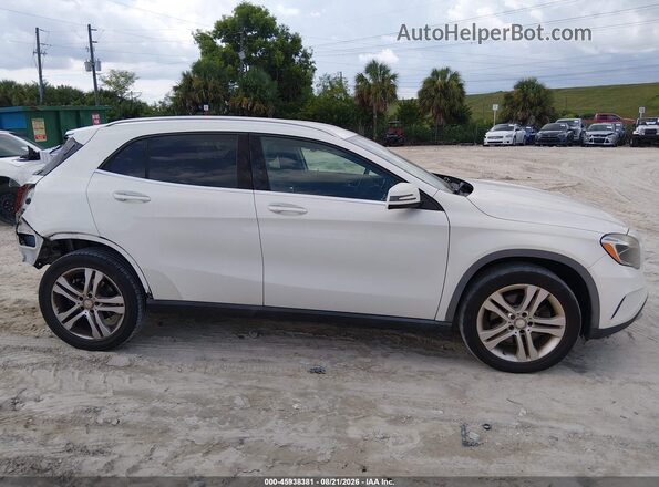 WDCTG4EBXGJ203132 2016 MERCEDES-BENZ GLA 250 White Vista interior de 360 grados