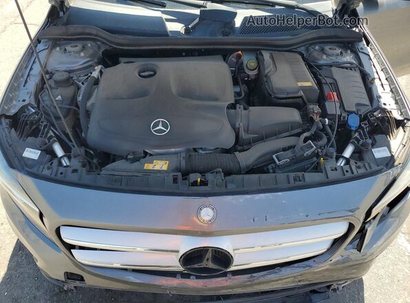 WDCTG4EBXGJ259992 2016 MERCEDES-BENZ GLA Gray Vista del compartimento del motor
