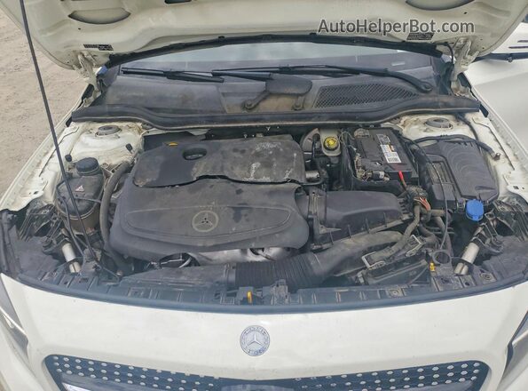 WDCTG4EBXHJ306696 2017 MERCEDES-BENZ GLA Белый Вид подкапотного пространства