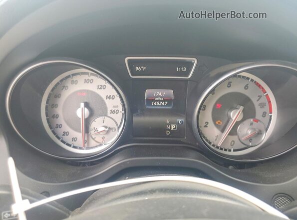WDCTG4EBXHJ306696 2017 MERCEDES-BENZ GLA Белый Вид щитка приборов