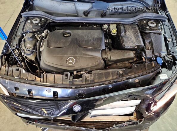 WDCTG4GB0HJ343530 2017 MERCEDES-BENZ GLA Черный Вид подкапотного пространства