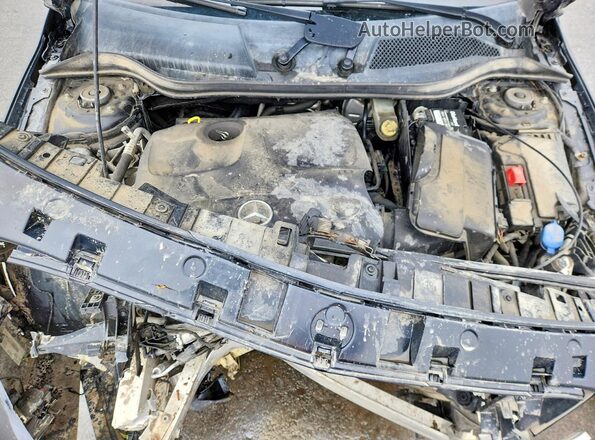 WDCTG4GB0JJ406809 2018 MERCEDES-BENZ GLA Black Widok wnętrza z tyłu
