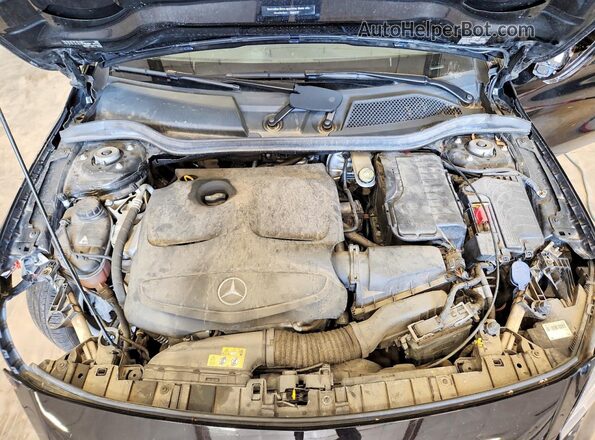 WDCTG4GB2JJ463321 2018 MERCEDES-BENZ GLA Black Vista interior trasera