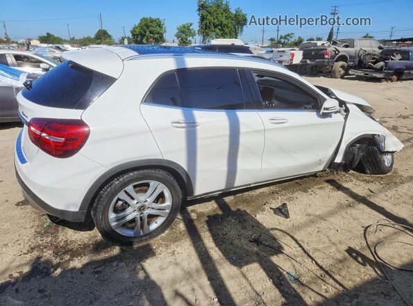 WDCTG4GB2KJ533918 2019 MERCEDES-BENZ GLA White Trasero derecho