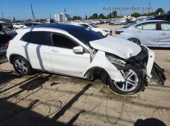 WDCTG4GB2KJ533918 2019 MERCEDES-BENZ GLA White Delantero derecho