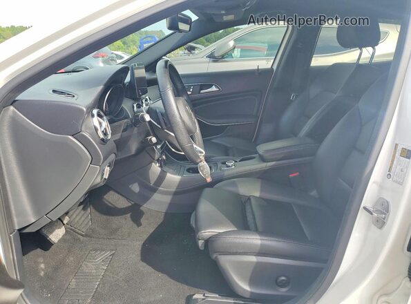 WDCTG4GB2LU027926 2020 MERCEDES-BENZ GLA White Widok wnętrza z przodu