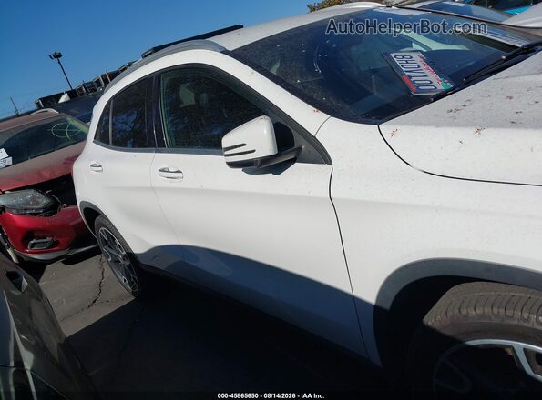 WDCTG4GB5KU004378 2019 MERCEDES-BENZ GLA 250 White Вид задньої частини салону