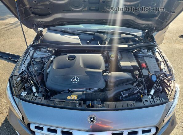WDCTG4GB5LJ656985 2020 MERCEDES-BENZ GLA Gray Շարժիչի բաժամունքի տեսք