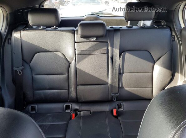 WDCTG4GB7GJ248056 2016 MERCEDES-BENZ GLA White Հետևի նստատեղերի տեսք