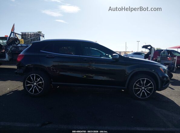 WDCTG4GB7HJ288526 2017 MERCEDES-BENZ GLA 250 Черный Панорамный вид салона 360°