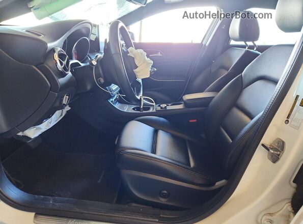 WDCTG4GB9LU023386 2020 MERCEDES-BENZ GLA White Սալոնի դիմացի տեսք