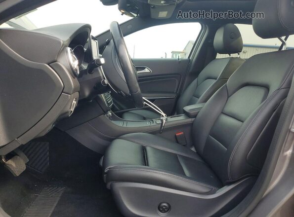 WDCTG4GBXGJ201622 2016 MERCEDES-BENZ GLA Серый Вид салона спереди