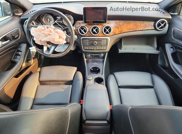 WDCTG4GBXGJ219389 2016 MERCEDES-BENZ GLA Gray Вид панелі приладів
