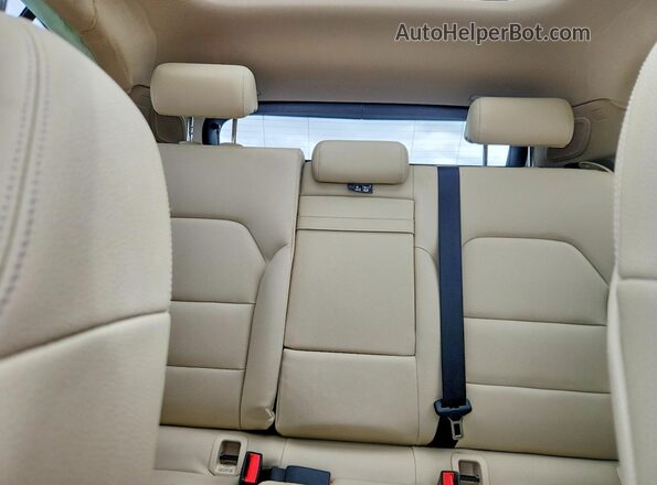 WDCTG4GBXJJ383801 2018 MERCEDES-BENZ GLA White Հետևի նստատեղերի տեսք