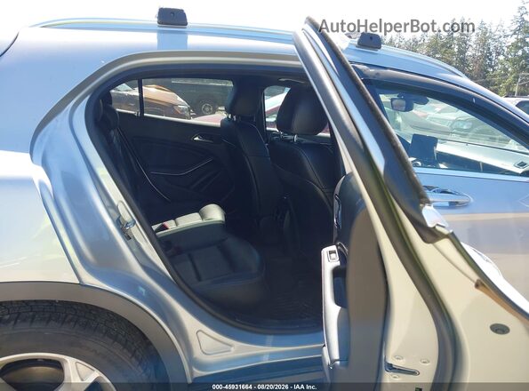 WDCTG4GBXJJ426260 2018 MERCEDES-BENZ GLA 250 Silver Widok naklejki z numerem VIN