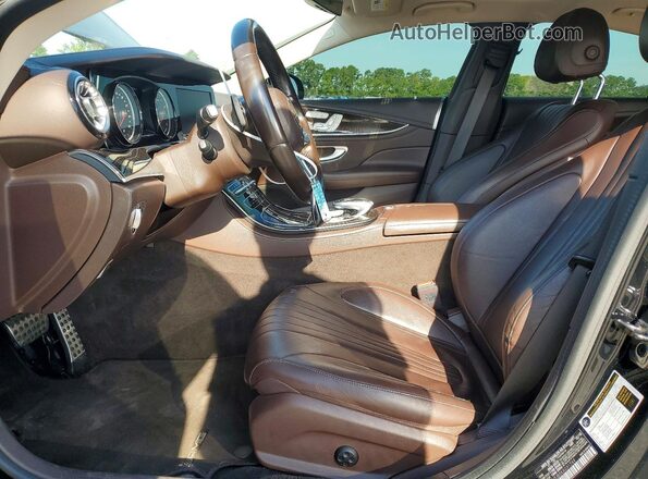 WDD2J5JB5KA031749 2019 MERCEDES-BENZ CLS-CLASS Черный Вид салона спереди