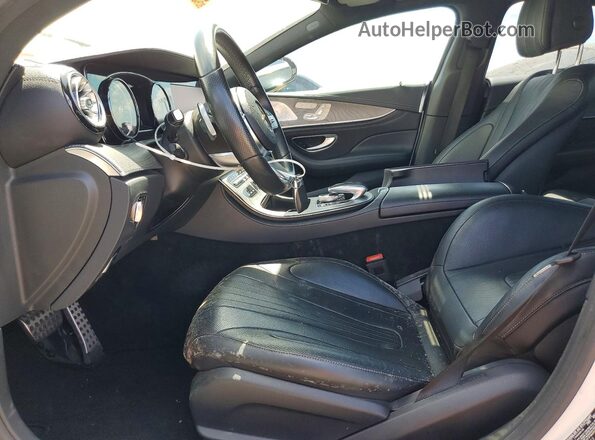 WDD2J5JB8KA012449 2019 MERCEDES-BENZ CLS-CLASS White Front interior view
