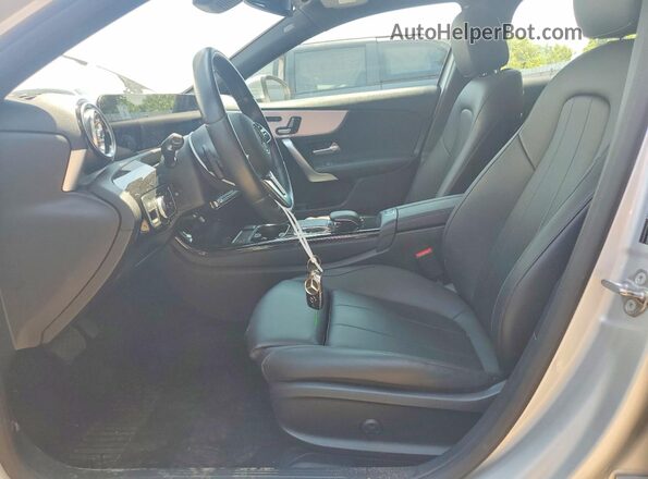 WDD3F4HB3KJ109984 2019 MERCEDES-BENZ A Silver წინა სალონის ხედი