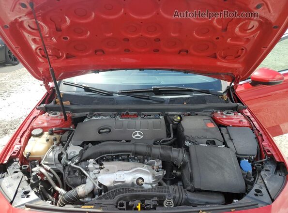 WDD3G4EB0LW039799 2020 MERCEDES-BENZ A Red Widok wnętrza z tyłu