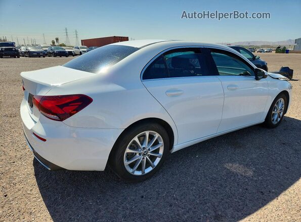WDD3G4EB3KW021506 2019 MERCEDES-BENZ A Белый Задняя правая четверть