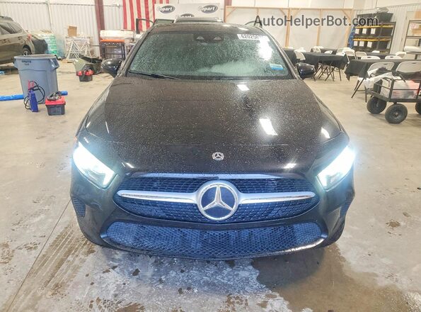 WDD3G4EB4KW001569 2019 MERCEDES-BENZ A Черный Вид спереди
