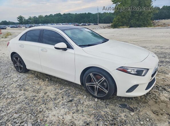 WDD3G4EB4KW035429 2019 MERCEDES-BENZ A Белый Передняя правая четверть