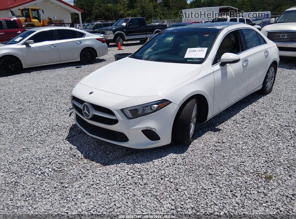 WDD3G4EB6KW028174 2019 MERCEDES-BENZ A 220 White Vista tres cuartos delantera izquierda