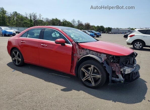 WDD3G4EB8KW013658 2019 MERCEDES-BENZ A Красный Передняя правая четверть
