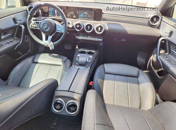 WDD3G4EBXKW017789 2019 MERCEDES-BENZ A White წინა პანელის ხედი