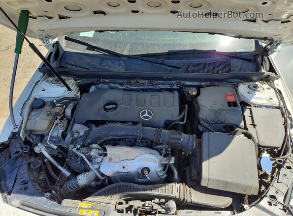 WDD3G4EBXKW017789 2019 MERCEDES-BENZ A White უკანა სალონის ხედი