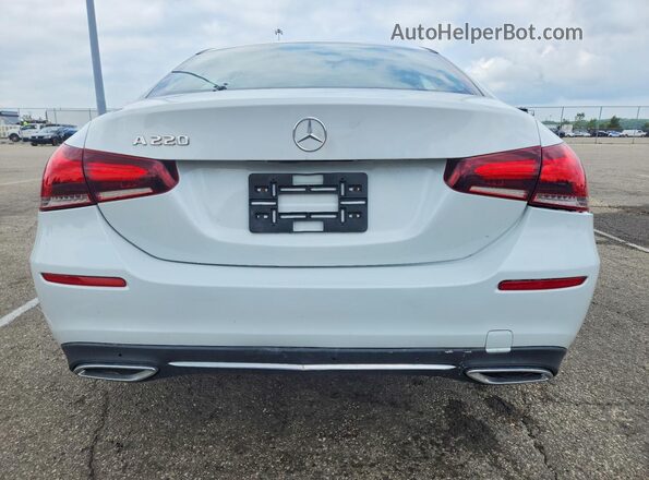 WDD3G4EBXKW020708 2019 MERCEDES-BENZ A White Widok z tyłu