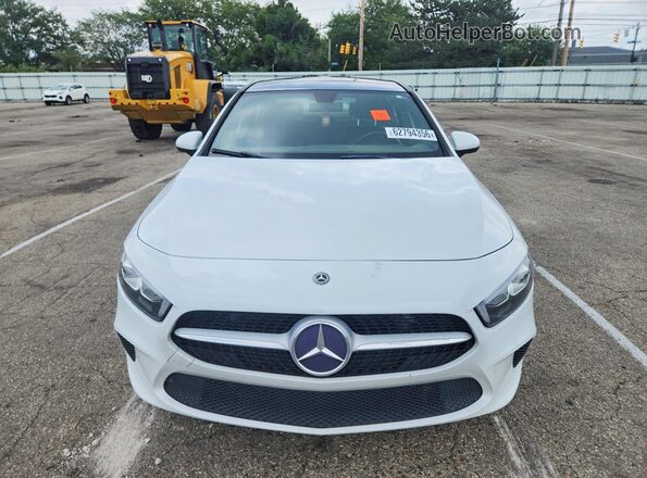 WDD3G4EBXKW020708 2019 MERCEDES-BENZ A White Widok z przodu